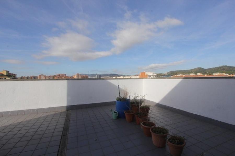 https://www.finquesfeliu.es/TAAFSynch/imagesNW/4596_25_1760525101.jpg